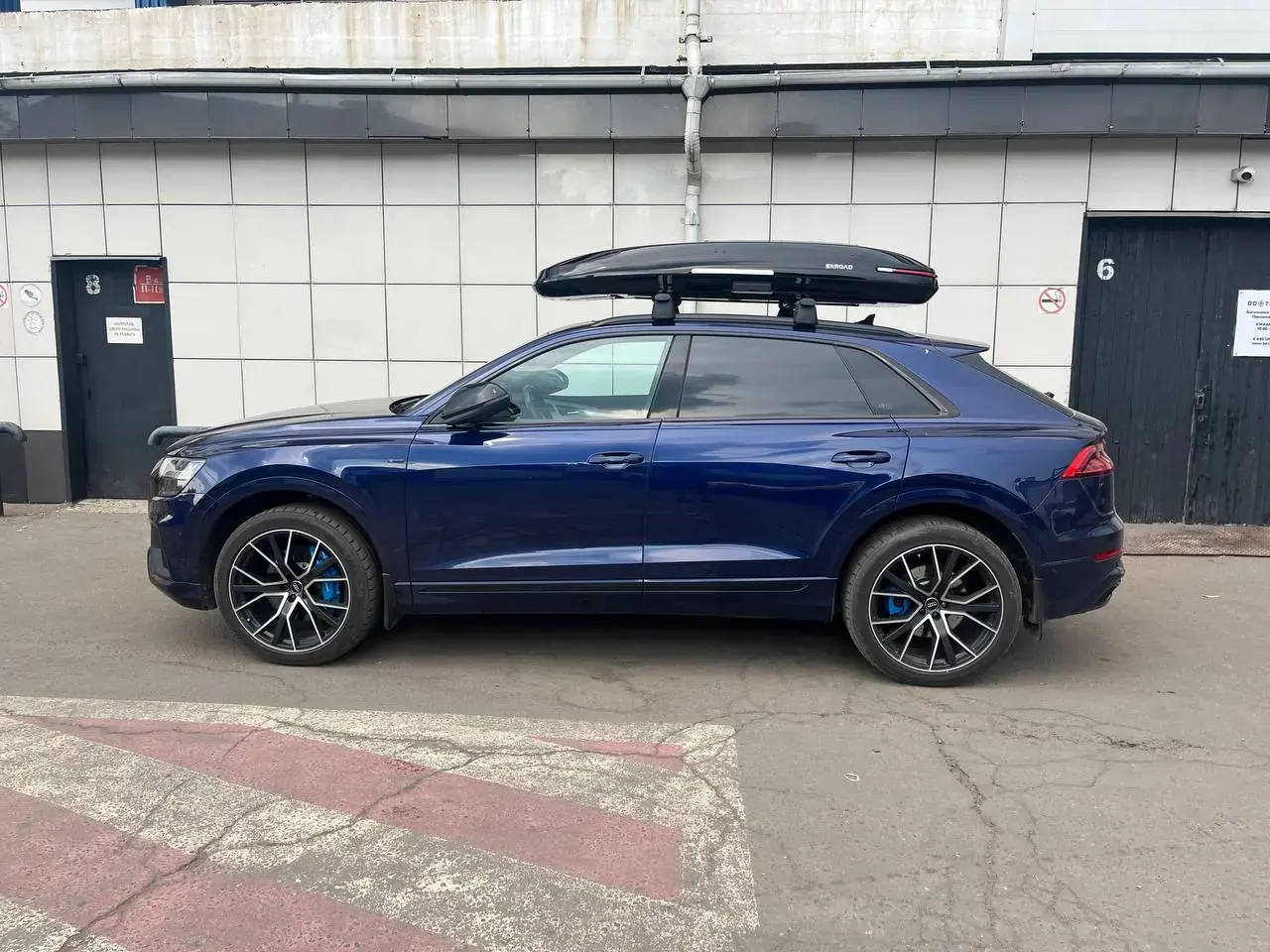 Установка автобокса ENROAD на Audi Q8 в магазине БоксТим